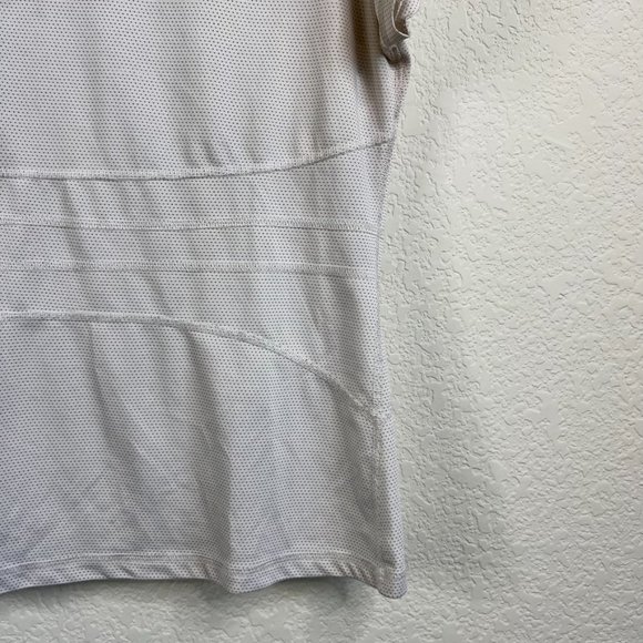 Lululemon Sunrise SS Tech Swiftly Dotted Pocket Sleeve Run Banded Tee - Picture 2 of 7